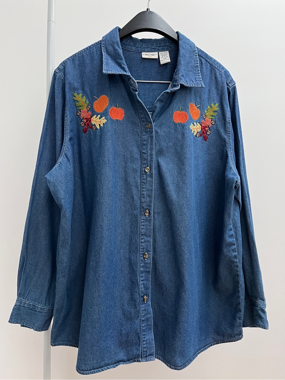Embroidered pumpkins long sleeve denim shirt 22W pumpkin patch Thanksgiving fall